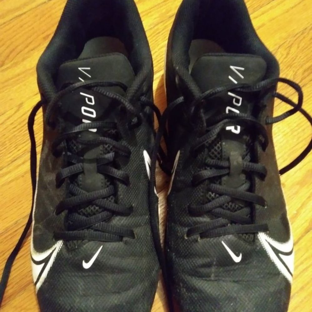 Football cleats